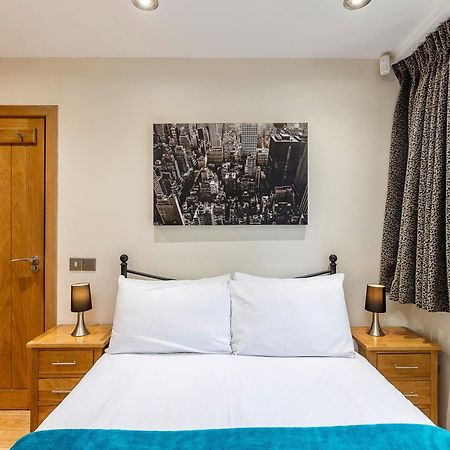 Tower Bridge 2Br Apartment For 6 With Terrace Londres Exterior foto